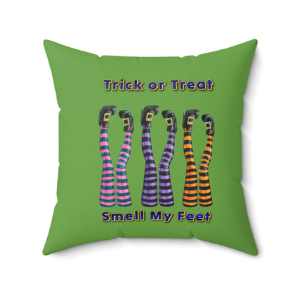 Trick or Treat-Green